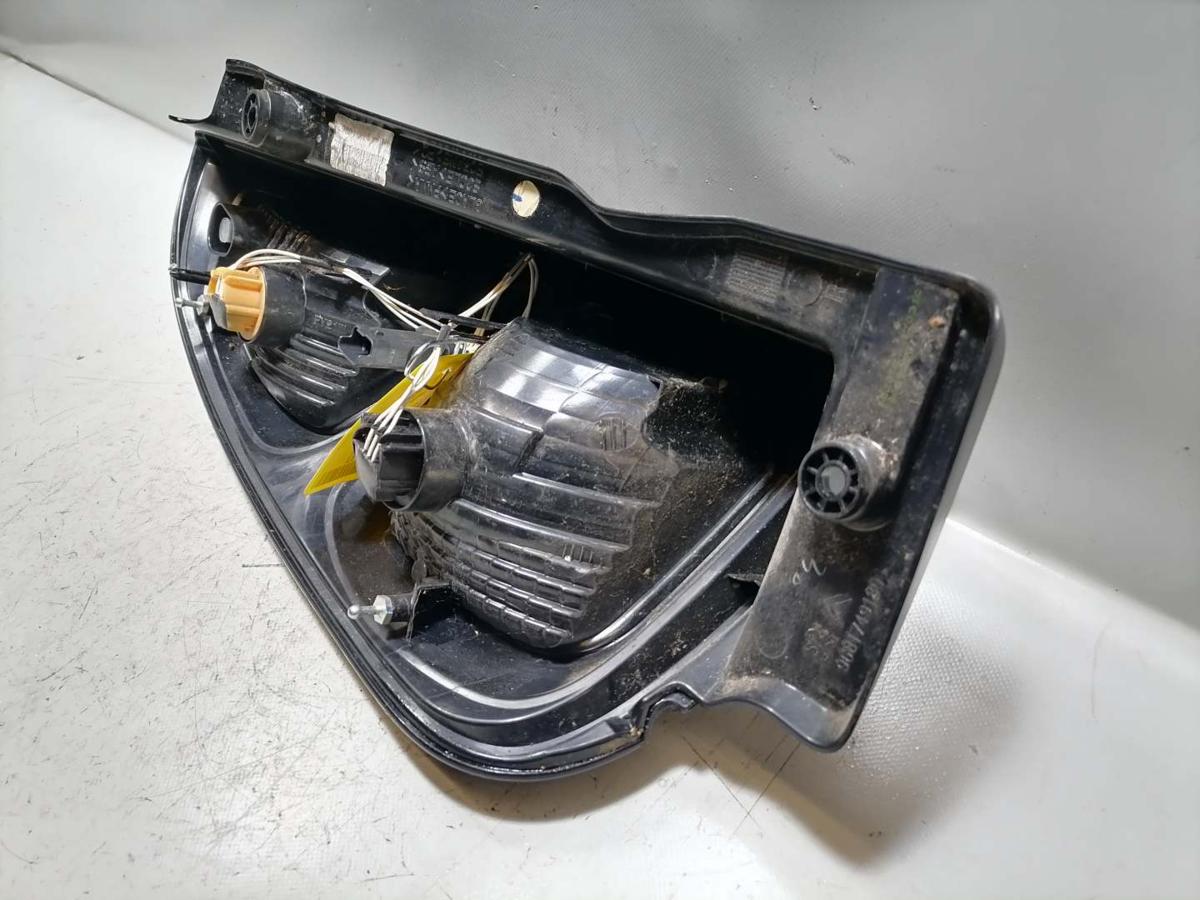 Citroen C3 Picasso original R&uuml;cklicht R&uuml;ckleuchte Schlussleuchte rechts Bj.2010